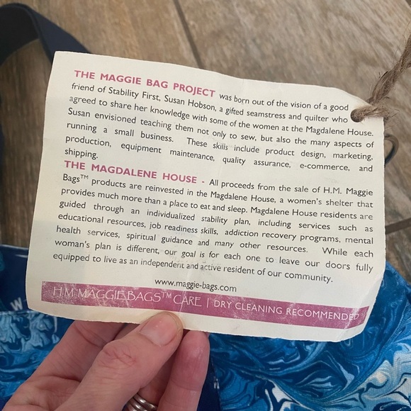 Maggie Bags Canvas Reversible Blue Messenger Tote Bag NWT Sustainable Handmade - Picture 11 of 12